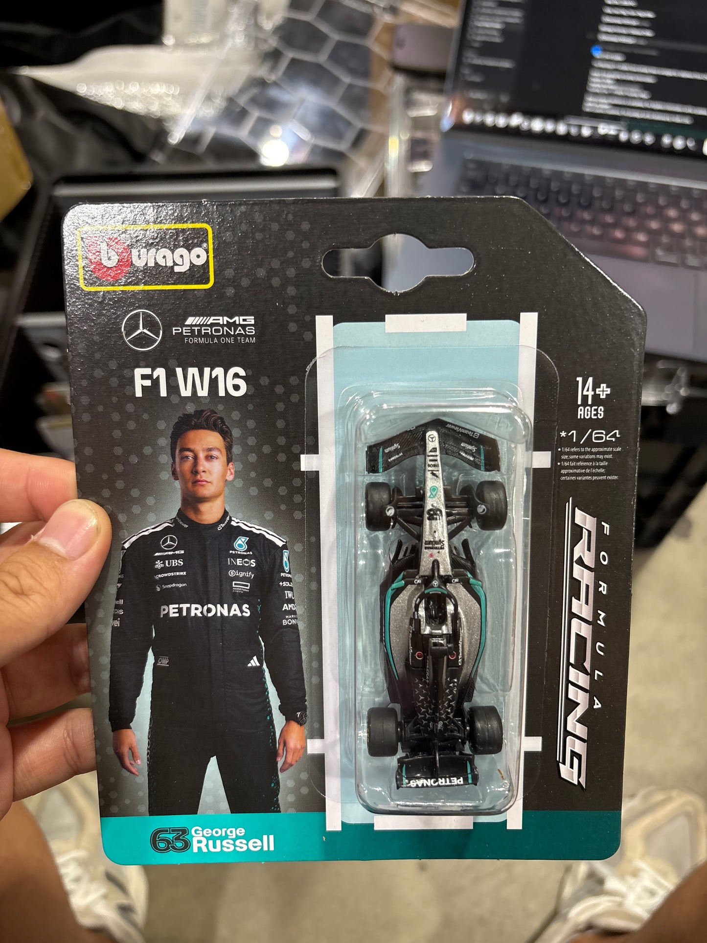 Minicas - George Russell F1